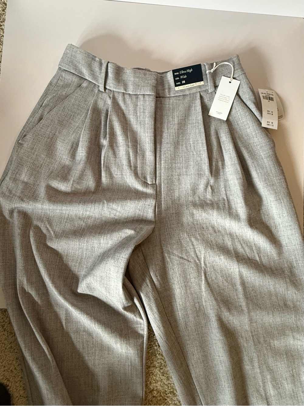 Abercrombie Curve Love Ultra High Rise Wide Leg Pants Gray Size 28 NWT